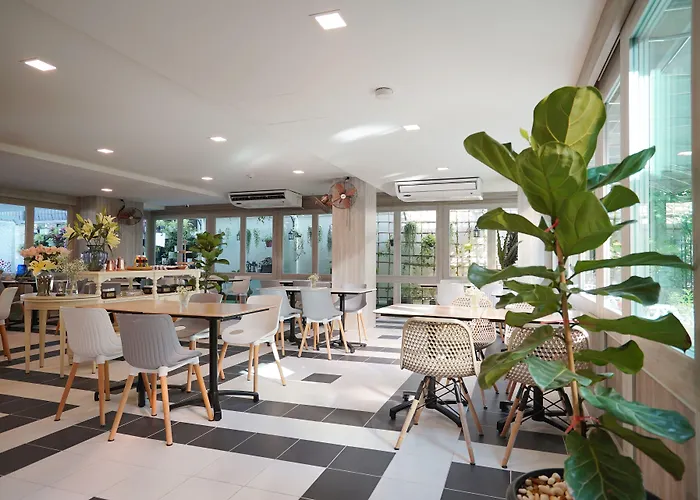 The Qube Fifty 3* Bangkok