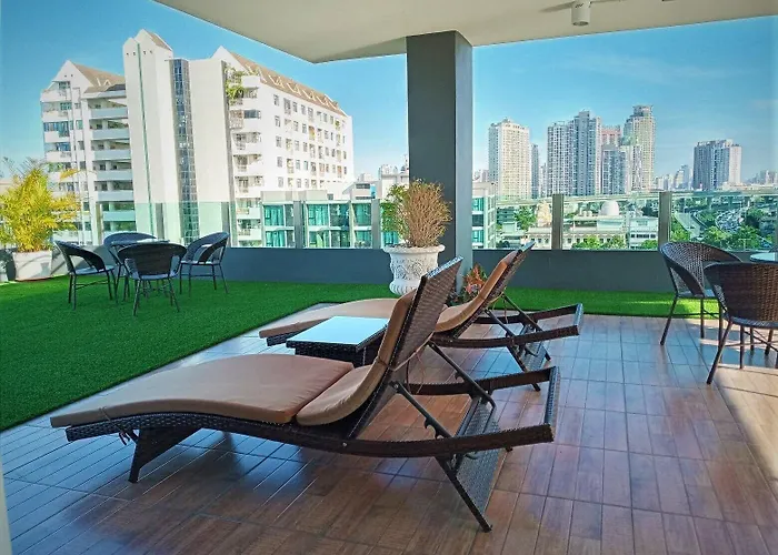 Hotel The Qube Fifty