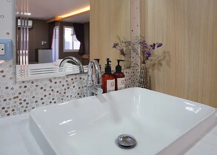 The Qube Fifty Hotel