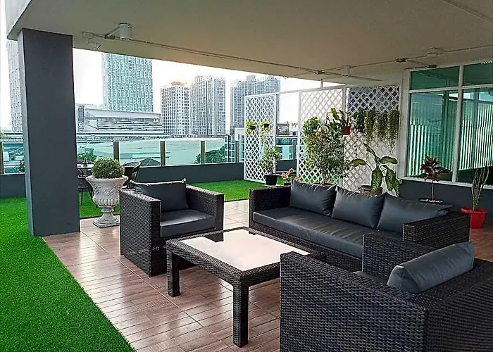 The Qube Fifty 3*