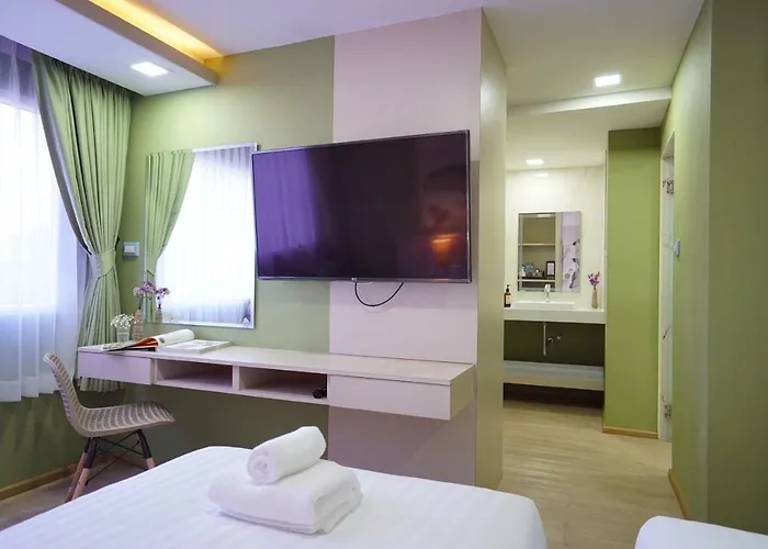 The Qube Fifty 3*